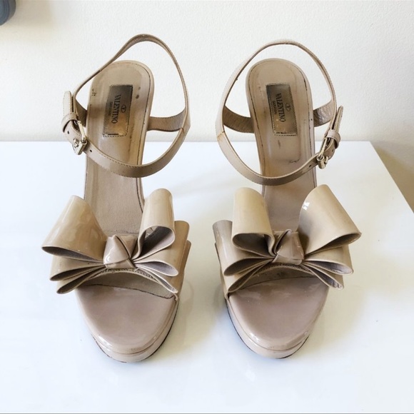 Valentino Garavani Patent Bow Shoes - Picture 2 of 7